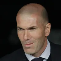Zidane é o favorito de Florentino Pérez para assumir o Real Madrid, diz site