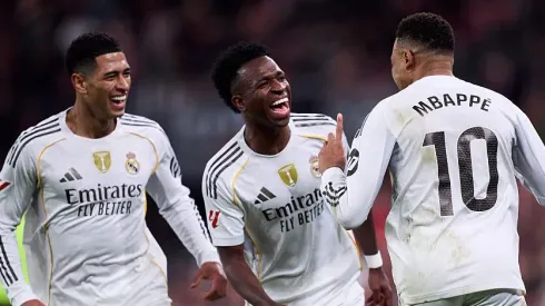 Mbappé, Bellingham e Vini JR e outros jogadores receberam aviso no Real Madrid que precisam melhorar o desempenho, caso contrário serão criticados (Foto: Juan Manuel Serrano Arce/Getty Images)