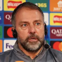 Hansi Flick, do Barcelona, se irrita com pergunta sobre Xabi Alonso