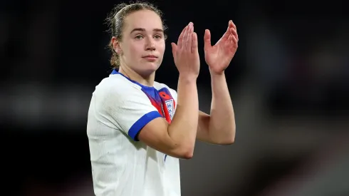 Lucia Kendall é tida como uma das principais joias do futebol feminino inglês – Foto: Naomi Baker/Getty Images
