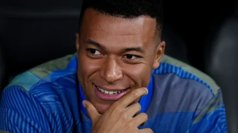 Mbappé foi reserva contra o Manchester City e pode enfrentar o Alavés