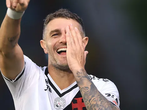 Boca Juniors quer contratar Vegetti, do Vasco, para vaga de Cavani