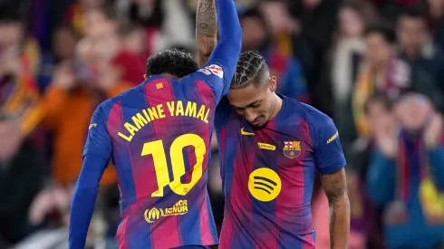 Raphinha decide vitória do Barcelona sobre Osasuna e explica comemoração com Yamal. (Photo by Alex Caparros/Getty Images)