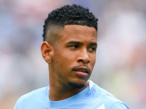 Savinho perde espaço com Guardiola e pode sair em janeiro