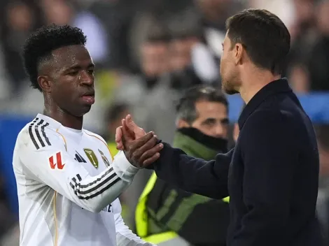 Vinicius Júnior e Xabi Alonso criticam pênalti ignorado: "Foi claro"