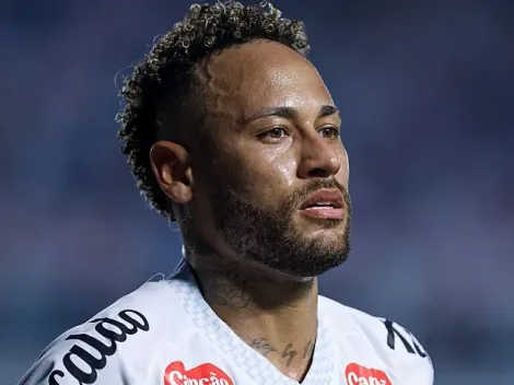 Neymar permanece no Santos após ser ligado ao futebol europeu