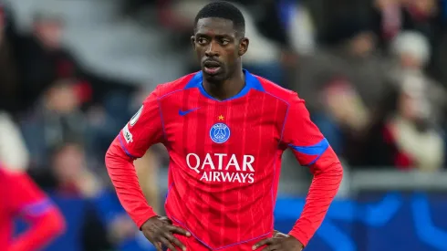 Dembélé está de fora da final do Intercontinental. (Photo by Pau Barrena/Getty Images)
