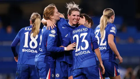 Chelsea precisa de uma vitória simples para poder ficar no G4 da Champions Feminina – Foto: Ryan Pierse/Getty Images