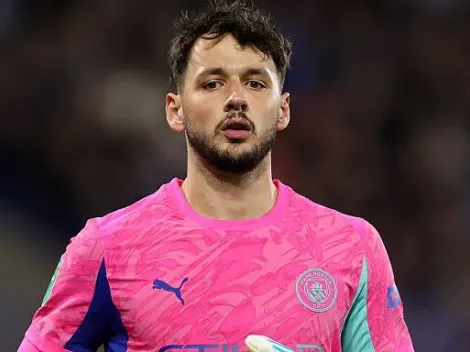 Guardiola afirma que goleiro James Trafford fica no clube