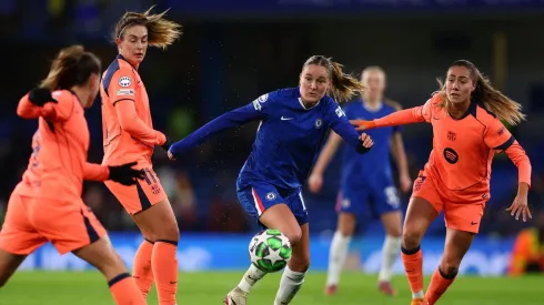 Chelsea e Barcelona, que são grandes candidatas ao título, empataram em 1 a 1 na fase de grupos