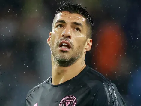Luis Suárez renova até dezembro de 2026