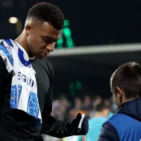 Kylian Mbappé vira ícone em momento com jogadores do Talavera