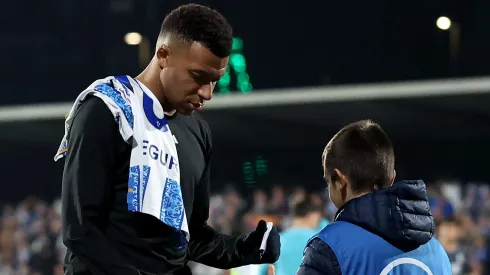 Entre elogios e críticas: Kylian Mbappé inicia Copa del Rey com gols e gestos marcantes contra o Talavera. (Foto: Florencia Tan Jun/Getty Images)