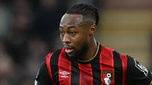 Antoine Semenyo durante jogo da Premier League. (Photo by Mike Hewitt/Getty Images)