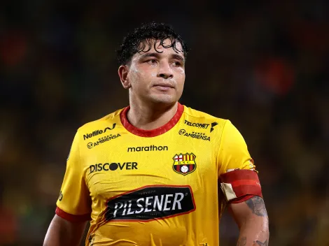 Pineida assassinato: lateral equatoriano e esposa mortos em Guayaquil