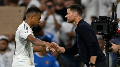 Dependência crônica: Xabi Alonso força Mbappé e Real Madrid aprofunda crise técnica. (Foto: Denis Doyle/Getty Images)