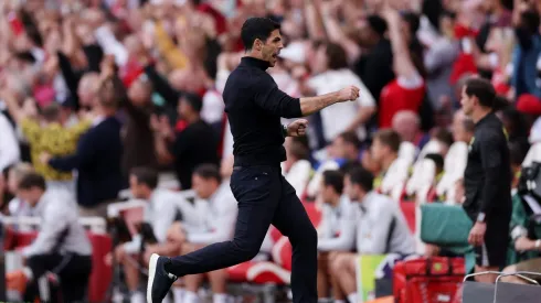 Mikel Arteta manifesta interesse em Victor Valdepeñas, zagueiro do Real Madrid, para o Arsenal. (Foto: Justin Setterfield/Getty Images)