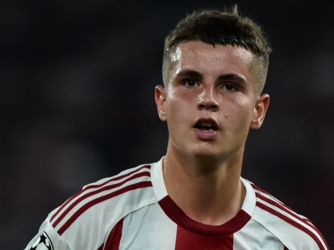 Christos Mouzakitis entra na mira de Arsenal e Manchester United