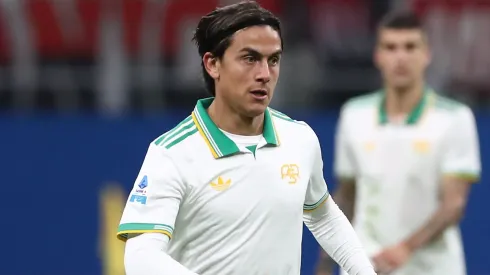 Dybala em partida da Roma. (Photo by Marco Luzzani/Getty Images)