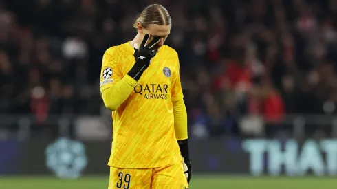 Safonov é desfalque do PSG