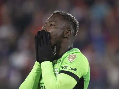 Hinestroza, encaminhado com o Boca, pode acertar com o Santos