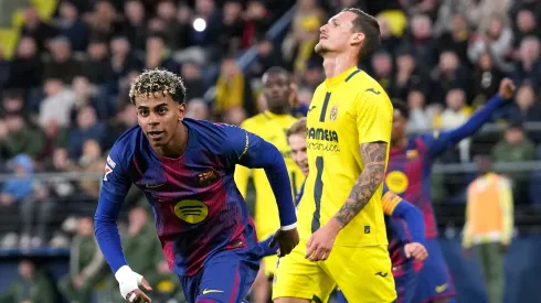 A comemoração provocativa de Lamine Yamal após vaias movimenta jogo em La Cerámica. (Foto: Alex Caparros/Getty Images)