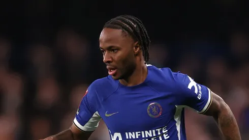 Chelsea tem prejuízo com Sterling na janela após gastar R$13,8 milhões de salário. (Photo by Ryan Pierse/Getty Images)