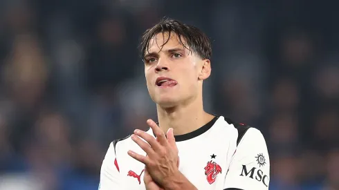 Samuele Ricci, meio-campista do Milan (Photo by Marco Luzzani/Getty Images)