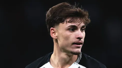 Sporting tem a concorrência do Flamengo por Breno Bidon. Foto: Ettore Chiereguini/AGIF