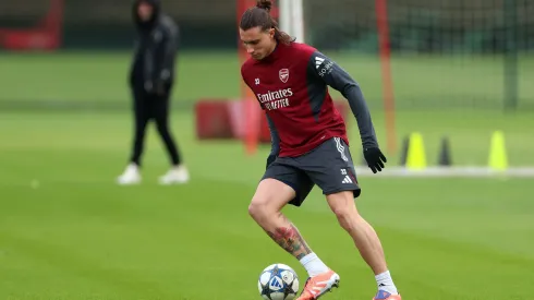 Calafiori seria titular no jogo entre Arsenal e Brighton