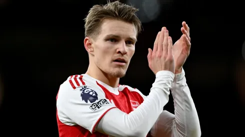 Odegaard em campo pelo Arsenal. Foto: Shaun Botterill/Getty Images