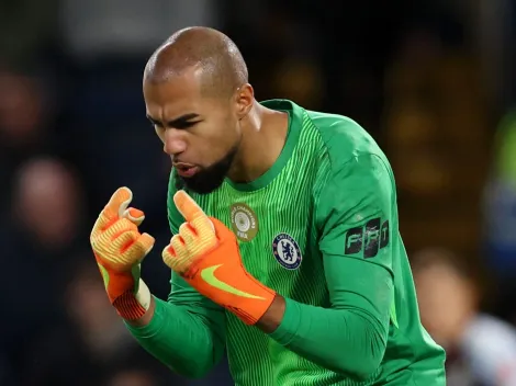 O inusitado lance que marcou Chelsea x Aston Villa: Sánchez vira meme