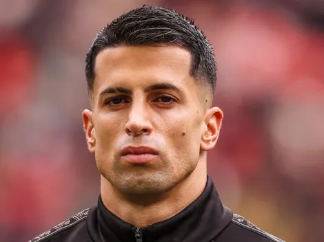João Cancelo não é prioridade no Camp Nou