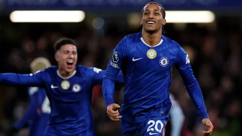 João Pedro até marcou, mas viu o Aston Villa virar o jogo no último sábado