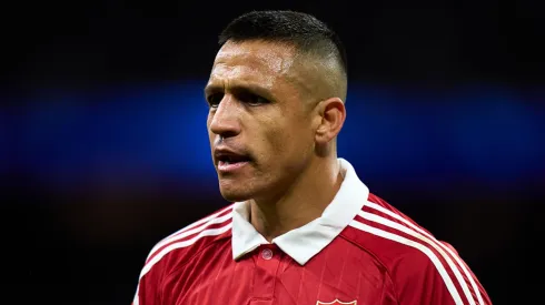 Alexis Sánchez pode jogar no Internacional em 2026. Angel Martinez/Getty Images.
