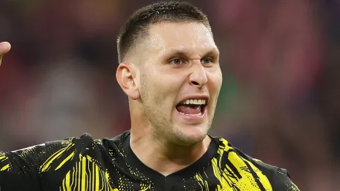 Niklas Süle em partida do Dortmund. (Photo by Alexander Hassenstein/Getty Images)