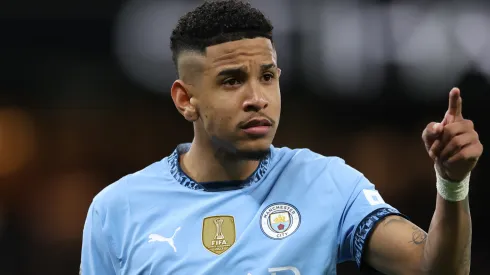 Savinho em ação com o Manchester City. Foto: Michael Steele/Getty Images