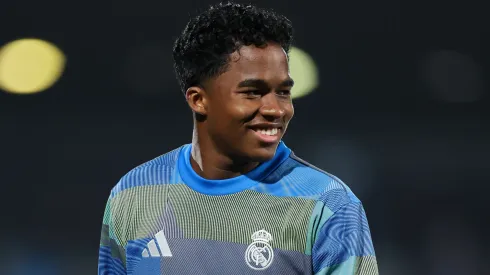 Endrick antes de um jogo pelo Real Madrid. Foto: Florencia Tan Jun/Getty Images