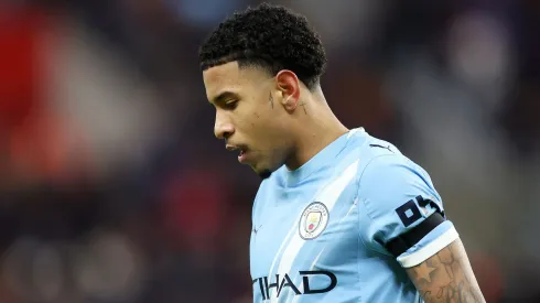 Savinho está sob risco de não disputar o jogo entre Manchester City e Chelsea