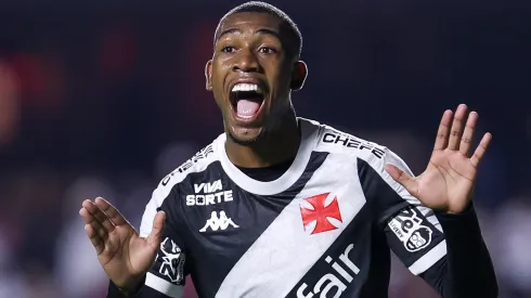 Rayan em campo com o Vasco. Foto: Ricardo Moreira/Getty Images