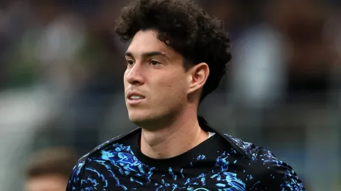 Barcelona mira a contratação de Bastoni. Foto: Marco Luzzani/Getty Images