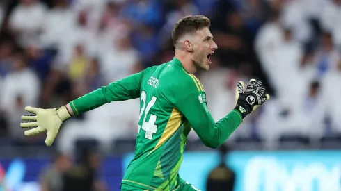 Bento demonstra interesse no Grêmio, com Al-Nassr preparando proposta formal. (Foto: Yasser Bakhsh/Getty Images)