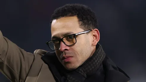 Alvo do Chelsea, Liam Rosenior balança e não garante permanência no Strasbourg. (Photo by Justin Setterfield/Getty Images)