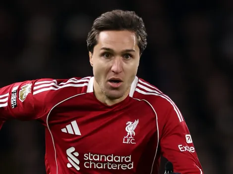 Juventus quer Chiesa emprestado; Liverpool prefere venda