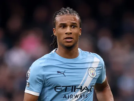 Milan entra em disputa com Barcelona pela contratação de Aké