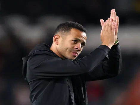 Chelsea anuncia Liam Rosenior, ex-Strasbourg, como novo técnico