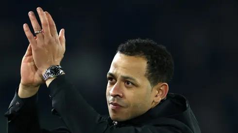 Liam Rosenior, novo técnico do Chelsea – (Photo by Ed Sykes/Getty Images)