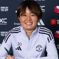 Hinata Miyazawa renova com o Manchester United por três temporadas