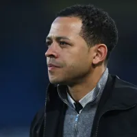 Liam Rosenior já brigou com Emmanuel Emegha, o 1º reforço do Chelsea em 2026