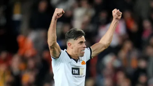 Gabriel Paulista no Corinthians e mais notícias do mercado da bola de hoje (7/1). (Photo by Aitor Alcalde/Getty Images)